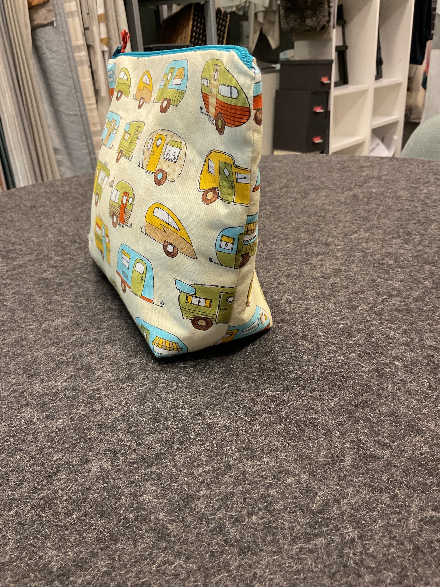 Wohnwagen-Kulturtasche "Auf Tour", Handarbeit exklusiv von wohnsinne