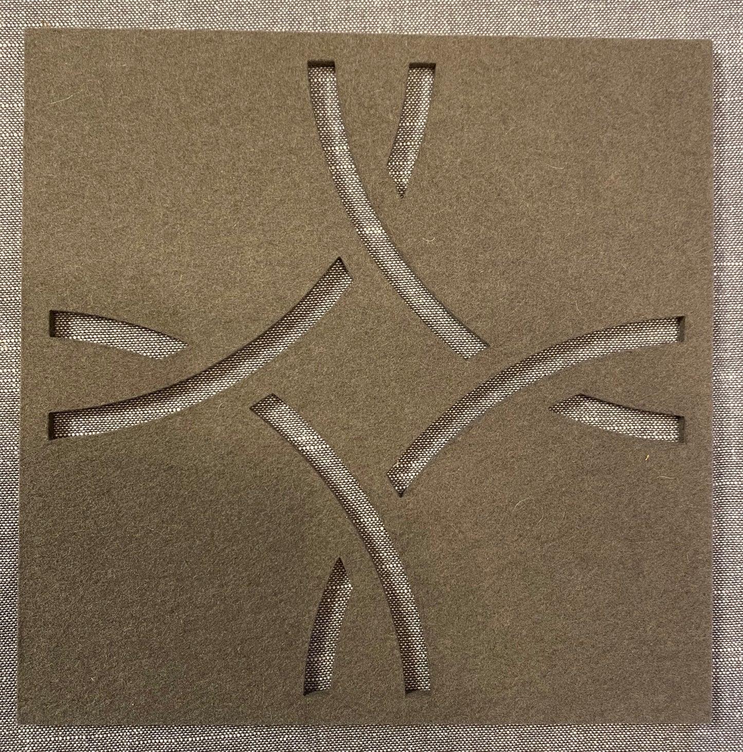 Wollfilz-Unterlage Ornament 20 x 20 cm 35 Taupe
