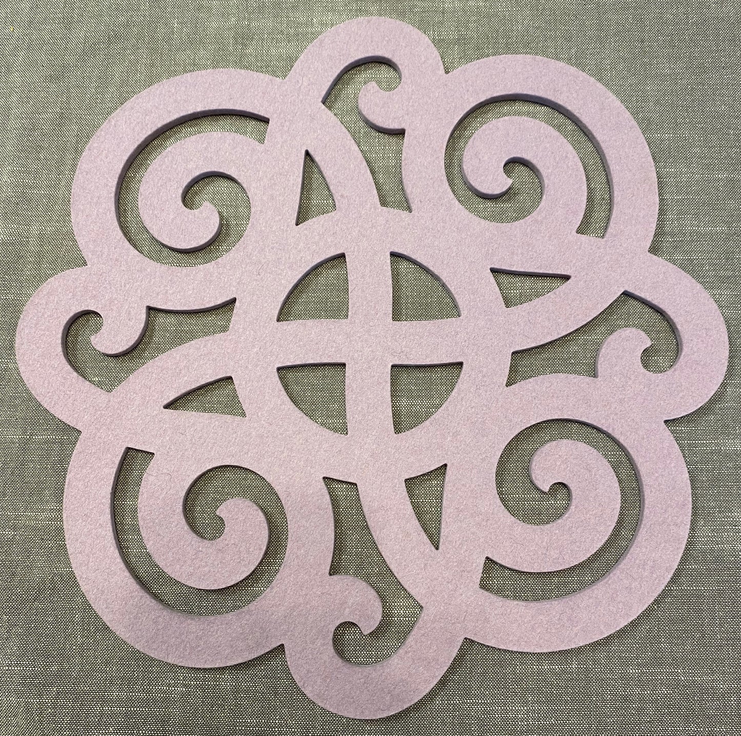 Wollfilz-Unterlage Celtic D32 cm Flieder