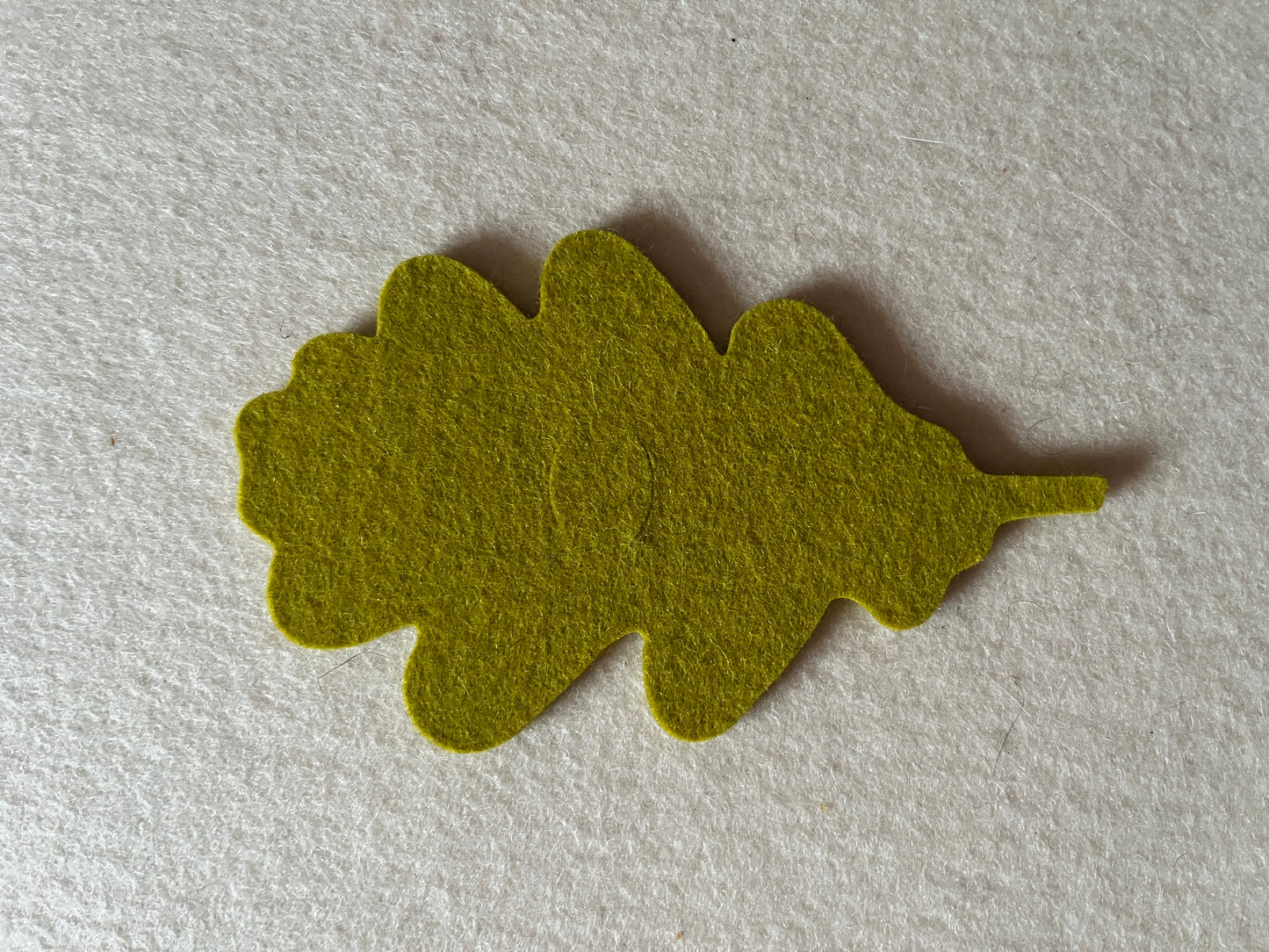 Hey-Sign Wollfilz-Steckdeko-Blatt Eiche, 25 = verde