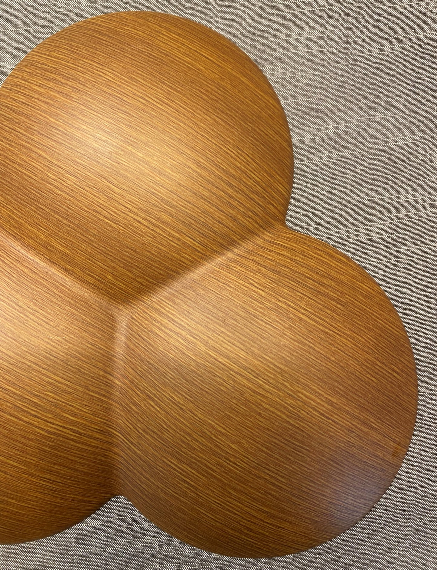 Quad-Tripia Schale D 33 cm, H 3 cm, außen Holzoptik, innen olivgrün