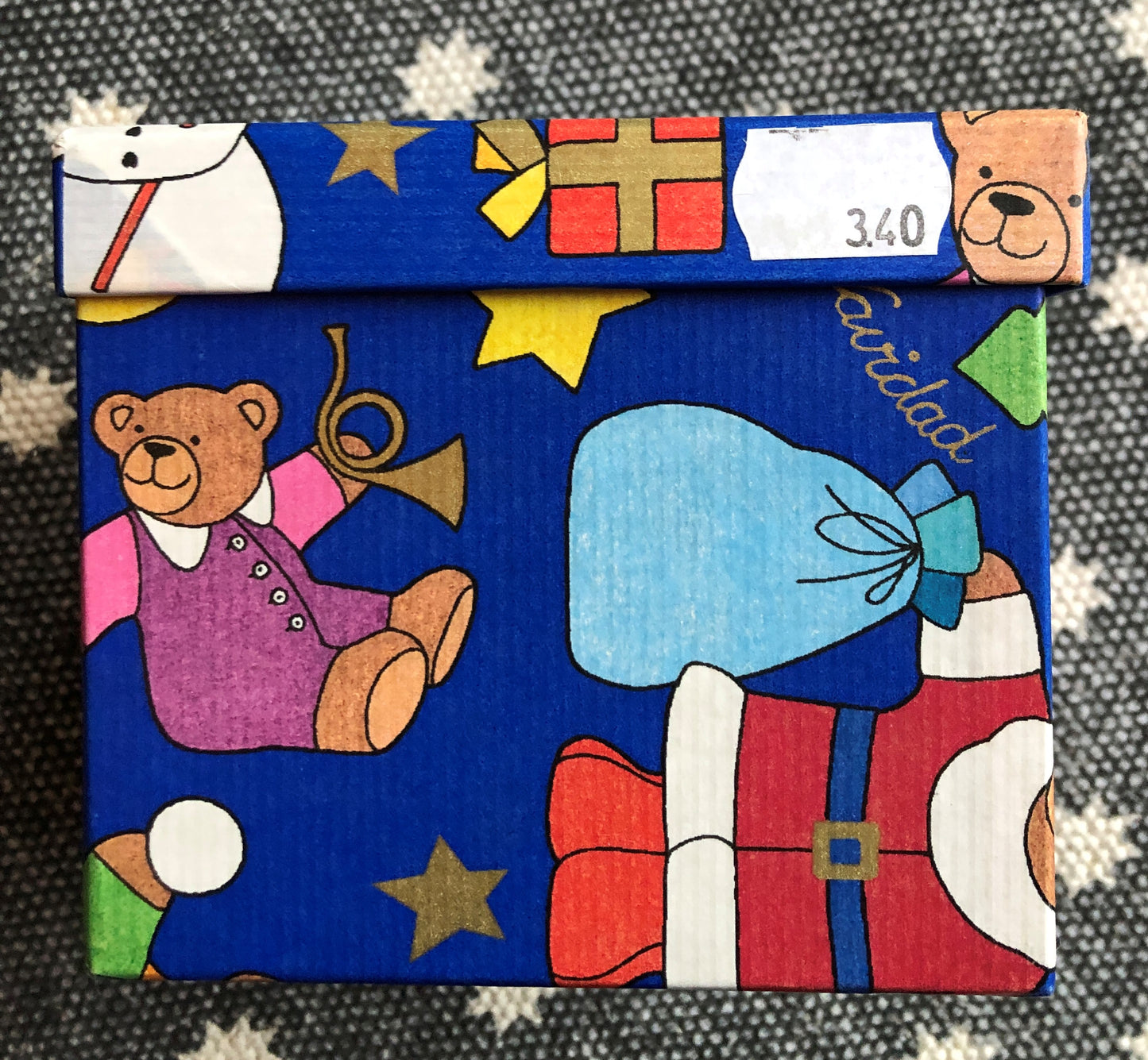 Geschenkschachtel Teddy an Weihnachten blau, B 12 cm, H 10,5 cm, T 12 cm