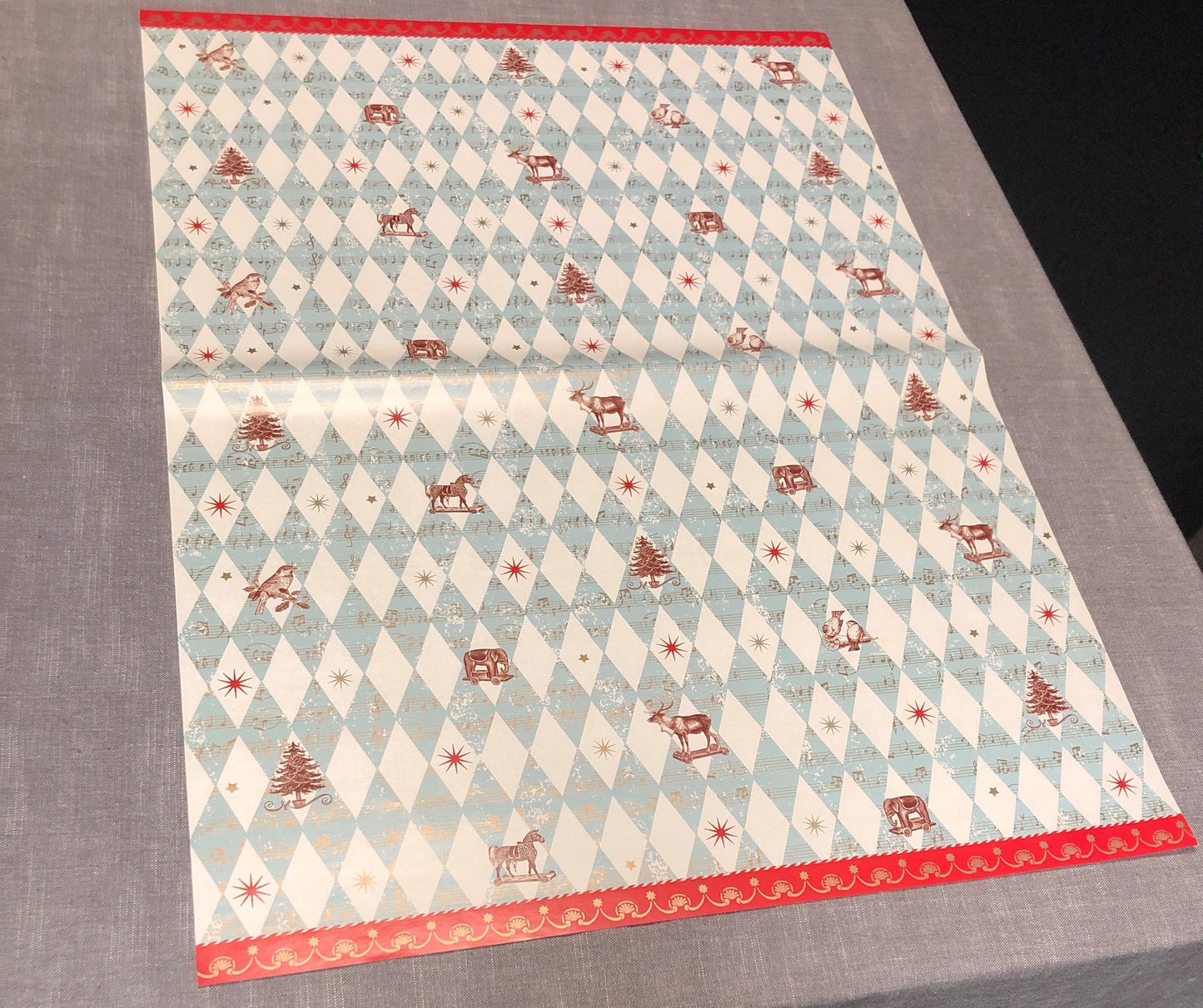Weihnachtsgeschenkpapier Wintermärchen, 48,5 x 67,5 cm