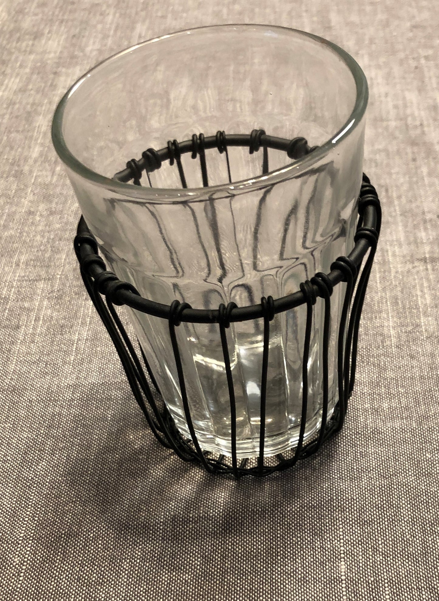 "Facette" Draht-Körbchenhalter für Glas-Teelicht, nur zusammen bestellbar