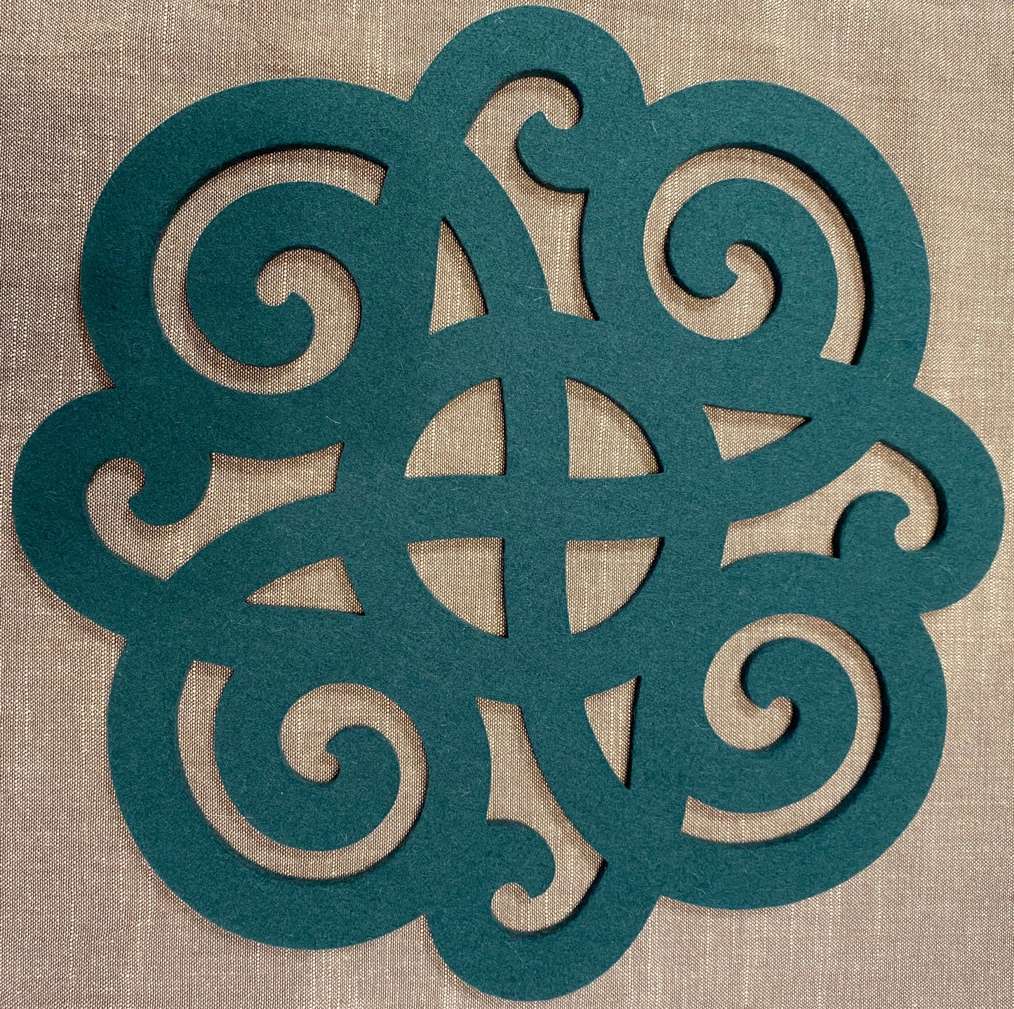Wollfilz-Unterlage Celtic D32 cm 49 Jade