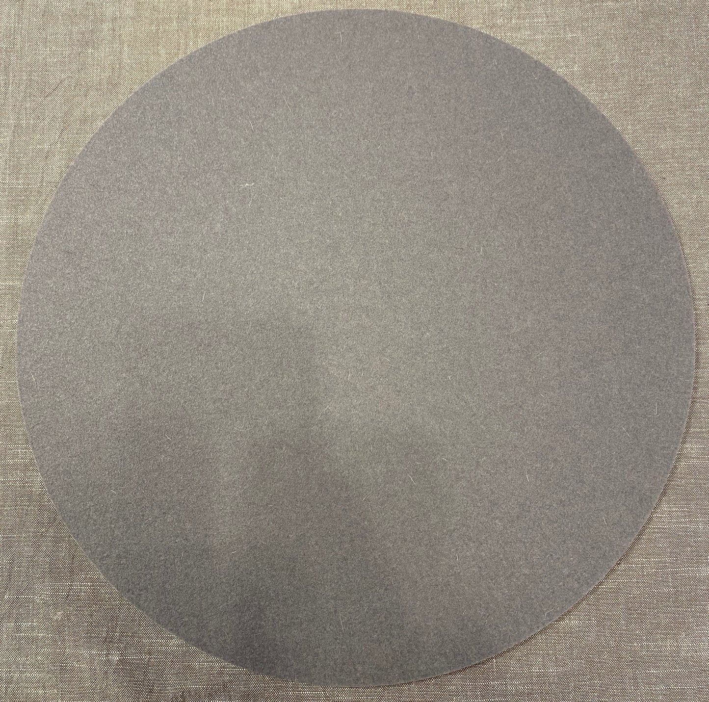 Wollfilz-Unterlage rund D 40cm 16 Hellgrau