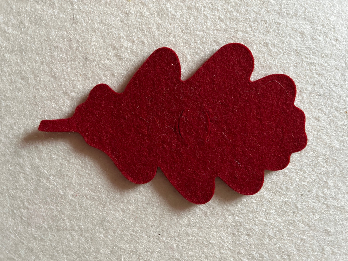 Hey-Sign Wollfilz-Steckdeko-Blatt Eiche, 11 = rot