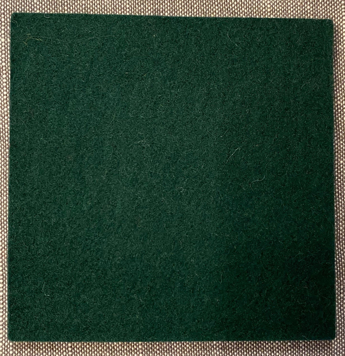 Hey-Sign Wollfilz-Untersetzer 9 x 9 cm, Farbe Tannengrün