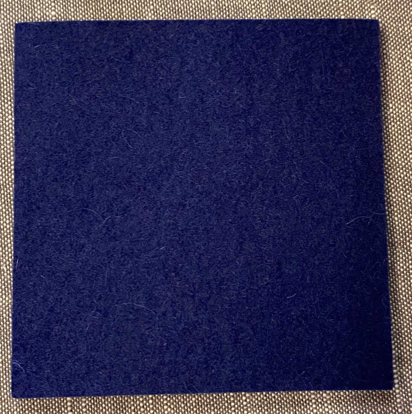 Hey-Sign Wollfilz-Untersetzer 9 x 9 cm, Farbe 18 Dunkelblau