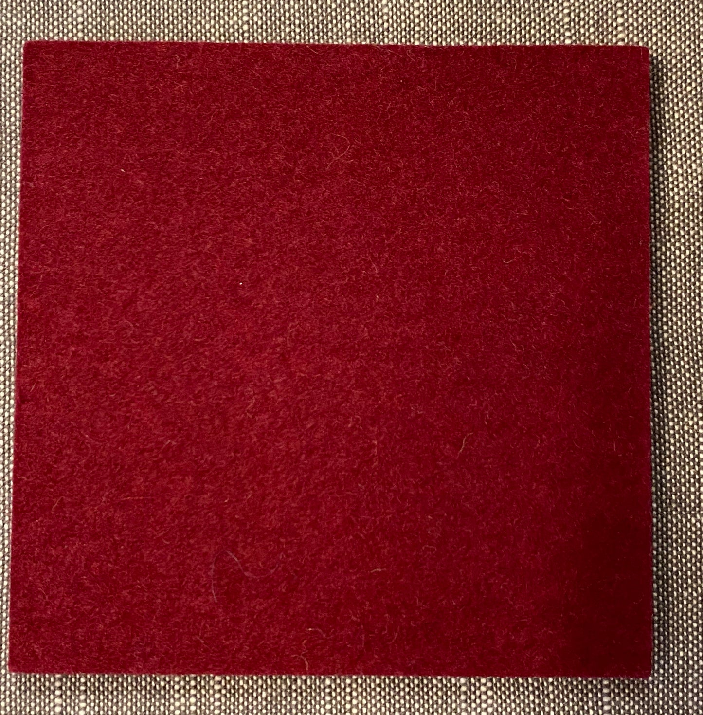 Hey-Sign Wollfilz-Untersetzer 9 x 9 cm, Farbe 21 Bordeaux