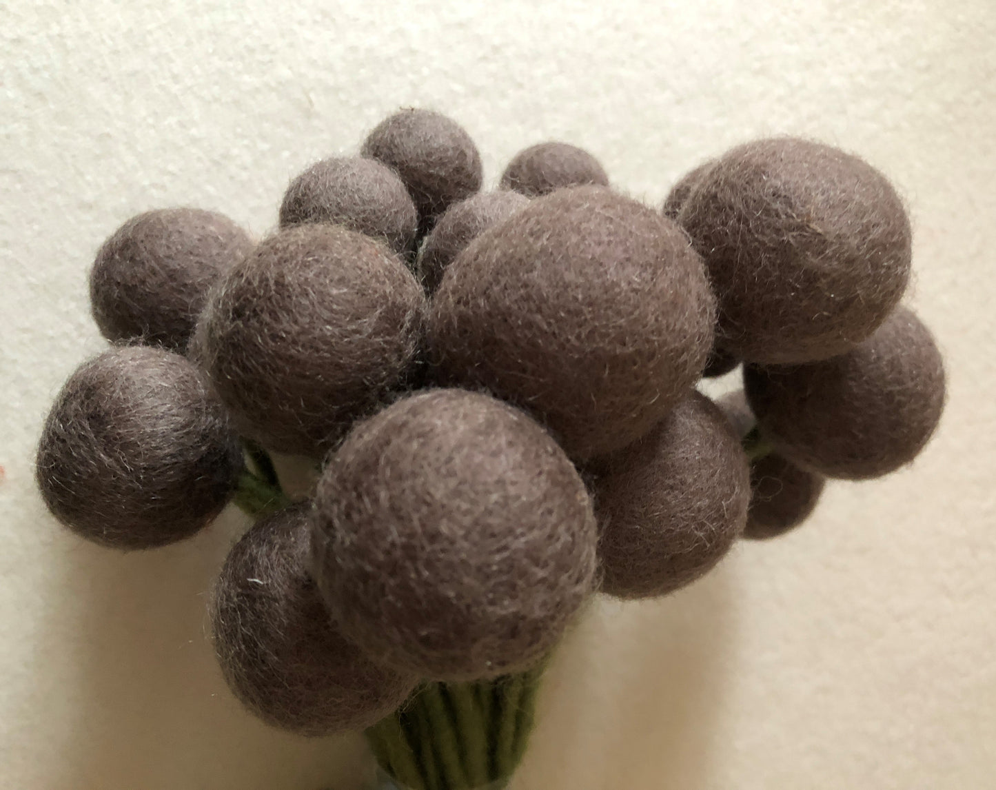 Wollfilz-Kugelblume hell-mauve D 3,5 cm, H 32 cm