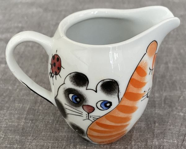 "Miau" handbemaltes Porzellan-Milch-/Sahnekännchen Katzen