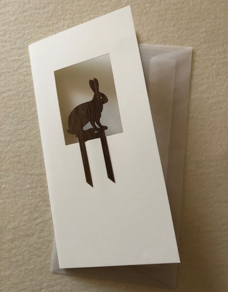 Langohr Doppelkarte m. Lesezeichen Hase aus Nussbaumfeinholz