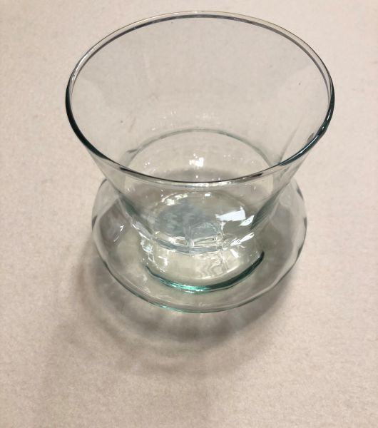 Glas-Vase H 10 cm, D 9,5 cm, mint transparent