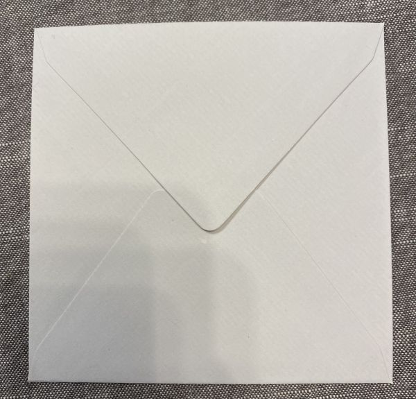 Briefumschlag quadr. hellgrau 12,5 x 12,5 cm, gefüttert