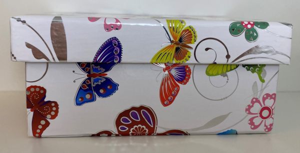 Schmetterling Geschenkschachtel B 15 cm, L 10 cm, H 6,5 cm