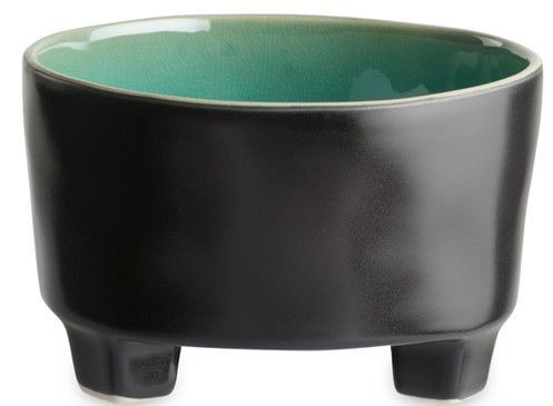 Keramik-Schale innen türkis glänzd., außen schwarz matt, mit Füsschen