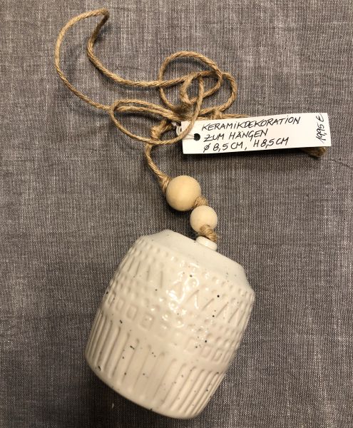Keramik-Deko-Glocke wollweiß, 2 Designs, D 8,5 cm, H 8,5 cm